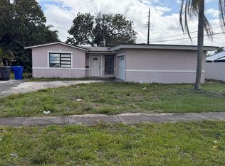 6572 Pierce Street, Hollywood, FL 33024