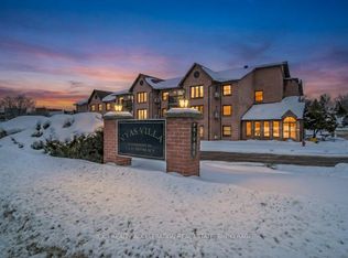 7 Centre St S #104, Greater Napanee, ON K7R3X3