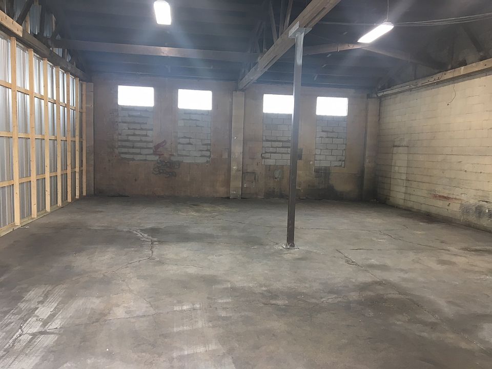 2nd image of 801 E Main St #16-19-20