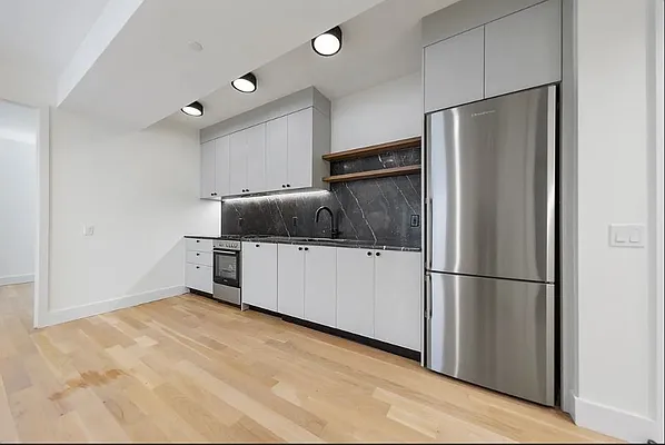 Rented by Dalan Rentals | media 9