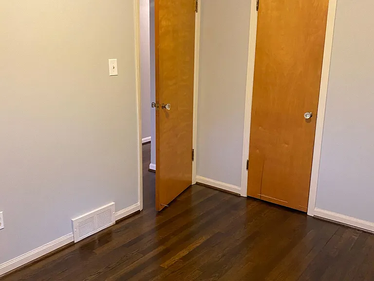 8251 Oak Park Blvd — Photo 16