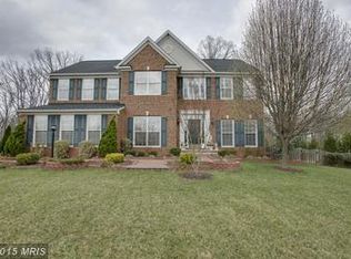 42256 Providence Ridge Dr, Chantilly, VA 20152