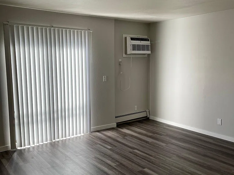 316 Ridgeland Ave #11 — Photo 4