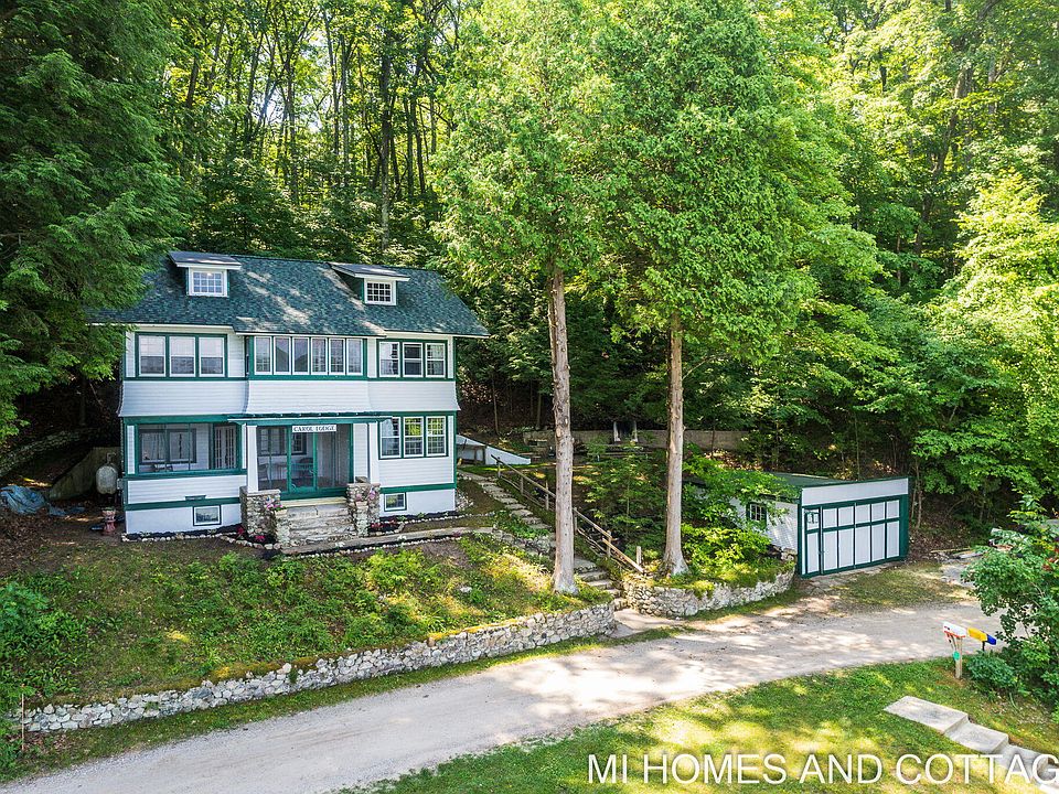 5014 S Lake Shore Blvd, Newaygo, MI 49337 Zillow