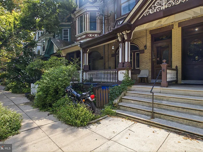 4242 Pine St #1B — Photo 15