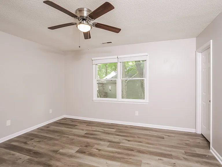 102 Fawn Ridge Ct — Photo 11