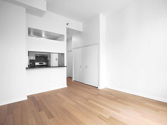 5th image of 75 W End Ave APT P14c