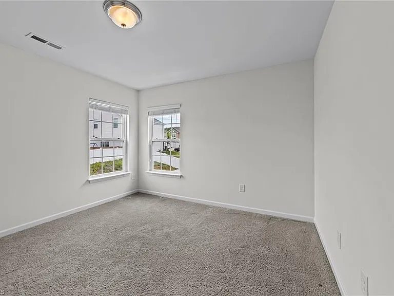 254 Sapphire Rd — Photo 20