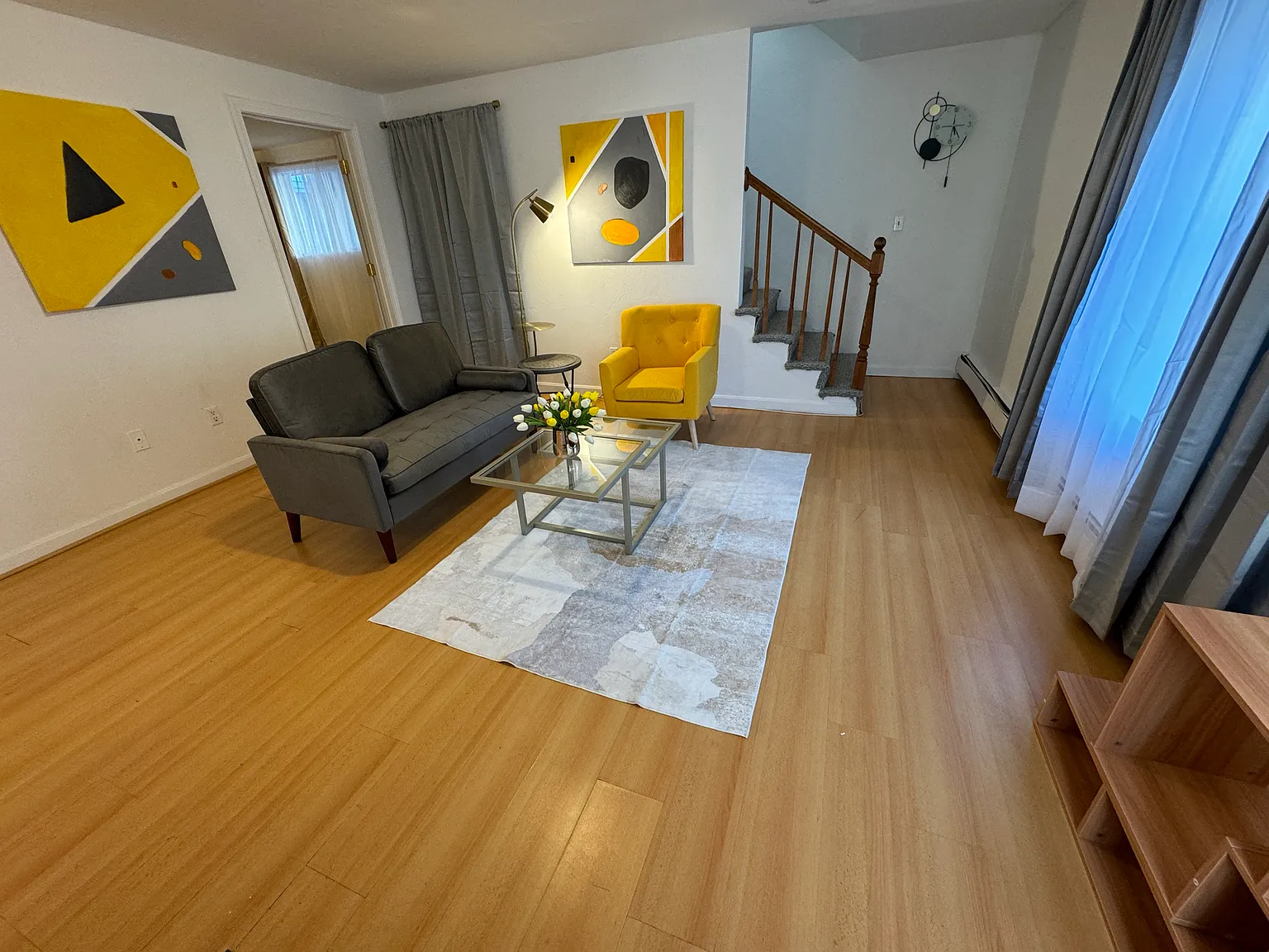 2 bed, 1000 sqft, $2,150 — Photo 1