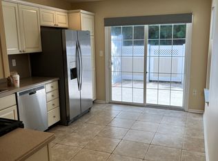 25 Cannon Ct, Basking Ridge, NJ 07920