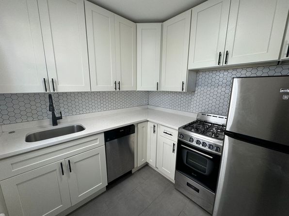 90 Winthrop Shore Dr #10F