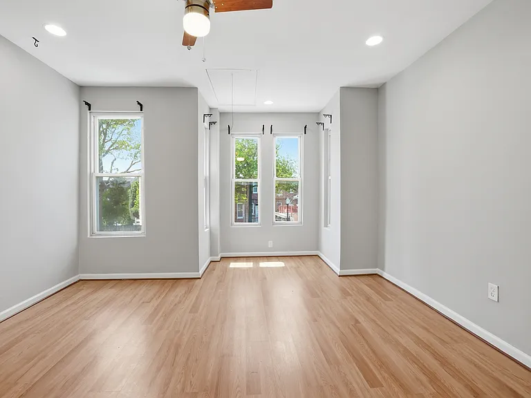 1320 Florida Ave NE — Photo 18
