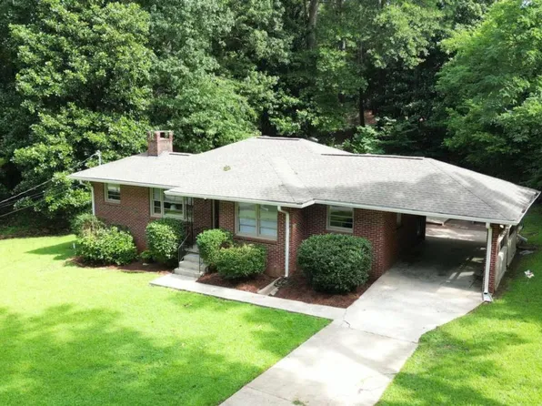 3738 Dial Dr, Stone Mountain, GA 30083