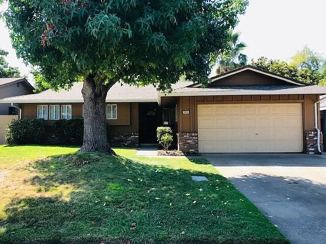 5129 Papaya Dr photo 1