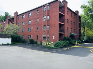 Totten Pond Villaage Condominium, Waltham, MA 02451