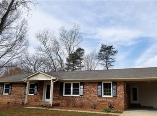 6410 Bannockburn Rd, Rural Hall, NC 27045