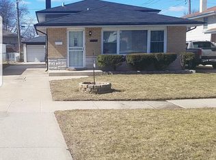 14542 Woodlawn Ave, Dolton, IL