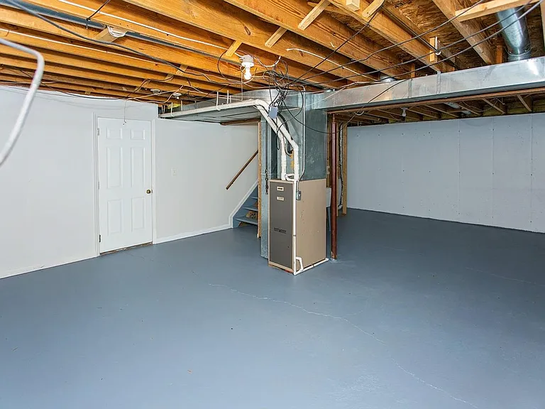 5695 Victoryview Ln — Photo 21
