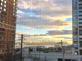 141 Old Palisade Rd #141, Fort Lee, NJ 07024