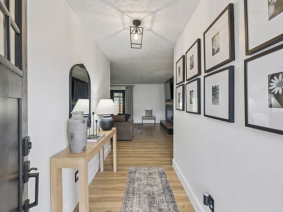 4th image of 18 Crescent Blvd