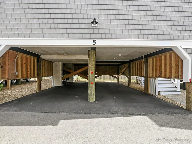 44 Railroad Ave — Photo 27