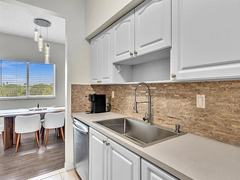 7085 Nova Dr #321 — Photo 15