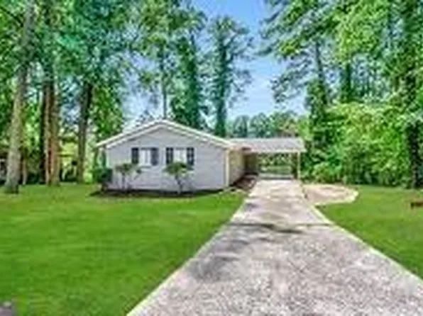 2729 Pinella Dr SW, Atlanta, GA 30331