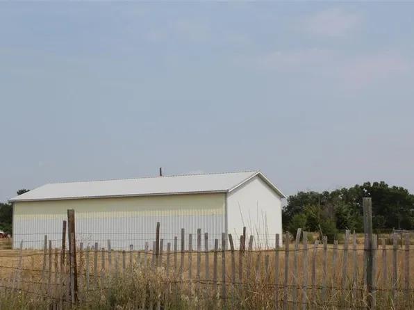8&9 Tuckers Sur, Big Springs, NE 69122