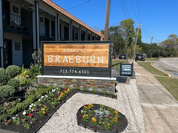 3rd image of 9600 Braes Bayou Dr APT 31