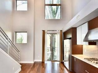 9 Soho, Irvine, CA 92612