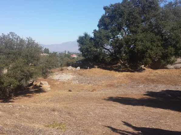 9516 Sage Hill Way, Escondido, CA 92026