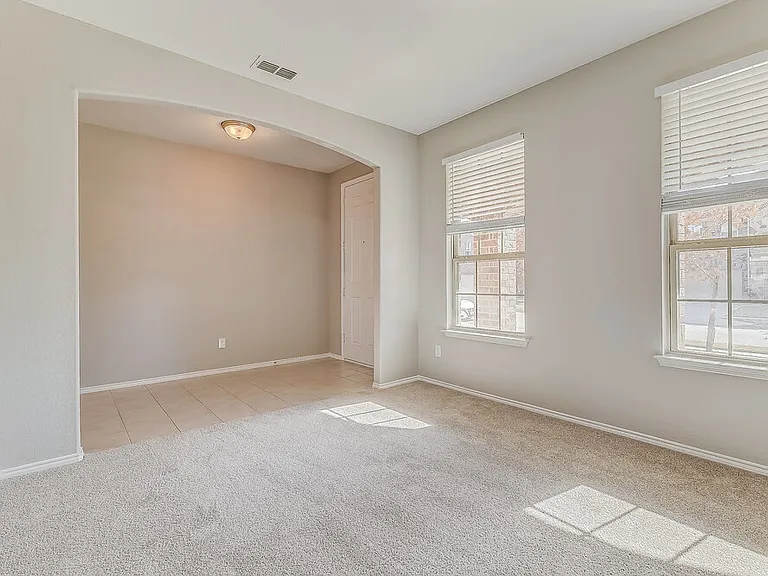 4208 Glen Abbey Dr — Photo 5