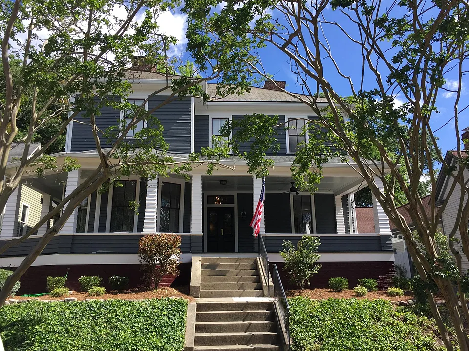 319 E Lane St #2
