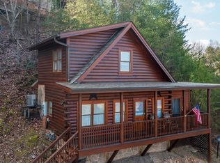 744 Golf View Blvd, Pigeon Forge, TN 37863