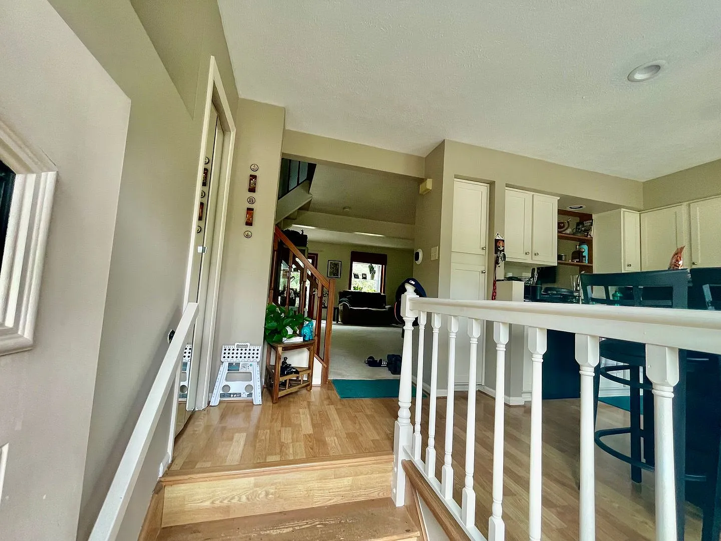 Charming and Spacious 3-Bedroom Home for Rent in Coraopolis — Photo 3