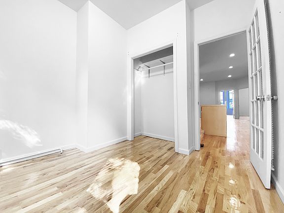 2nd image of 58 Conselyea St #3B