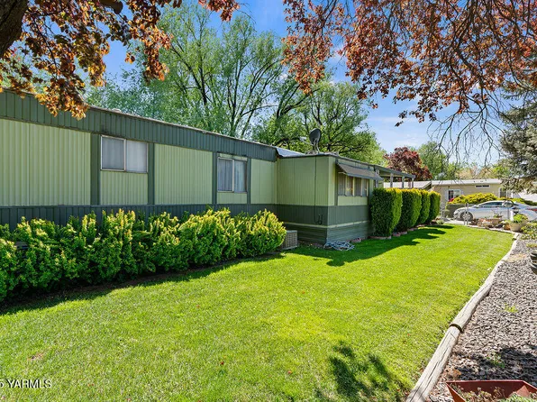 7610 W Nob Hill Blvd Unit 220, Yakima, WA 98908