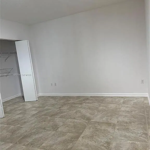 18800 NE 29th Ave #822 — Photo 33
