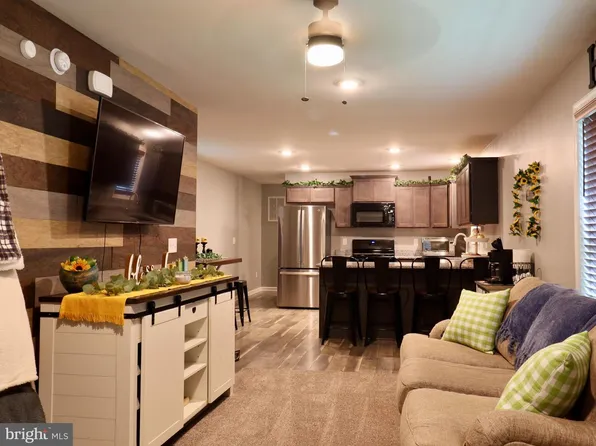 120 N Kirkwood St, Dover, DE 19904