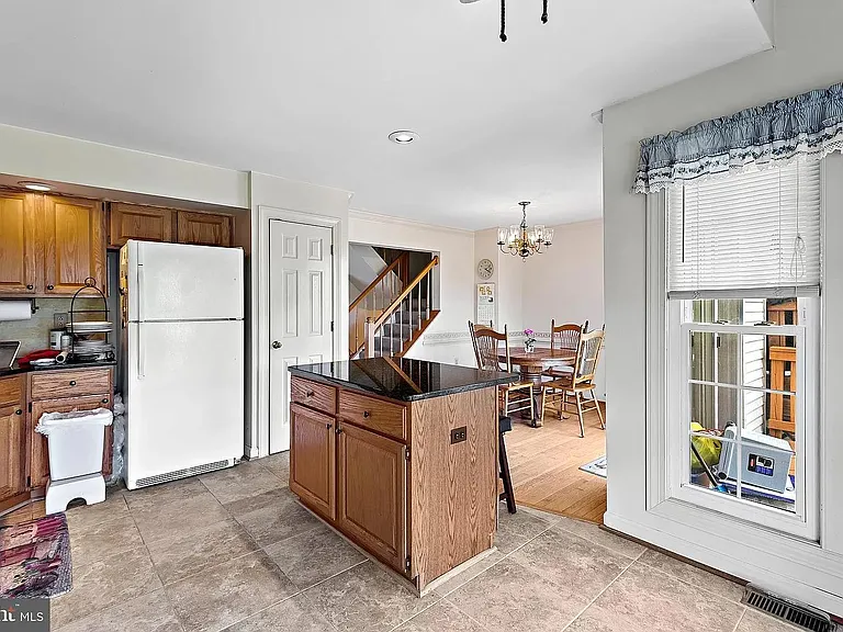 5556 Rivendell Pl — Photo 8