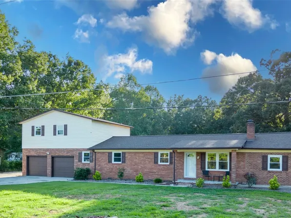 1737 Balls Creek Rd, Claremont, NC 28610