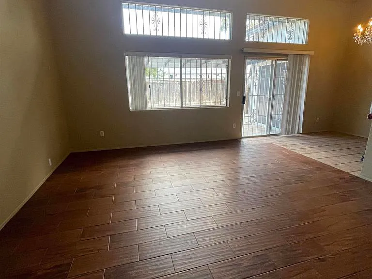 1729 Hollister St #15 — Photo 3