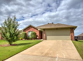 505 Bent Tree Rd, Noble, OK 73068