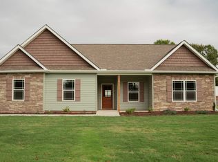 255 Pillsburgh Cir, Landrum, SC 29356