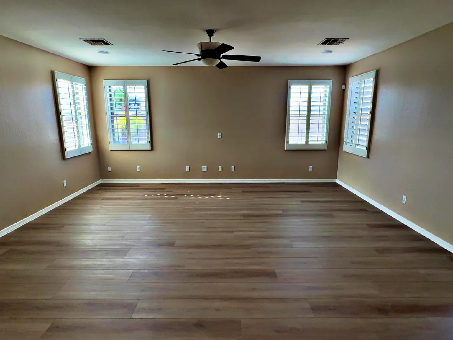 22776 W Ashleigh Marie Dr — Photo 4