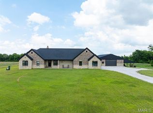 27650 Iowa Rd, Perry, MO 63462
