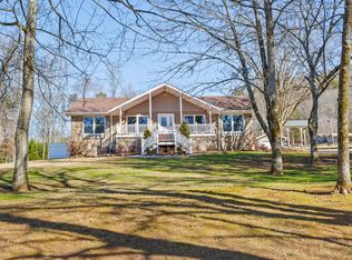 6525 Hideaway Rd, Ooltewah, TN 37363