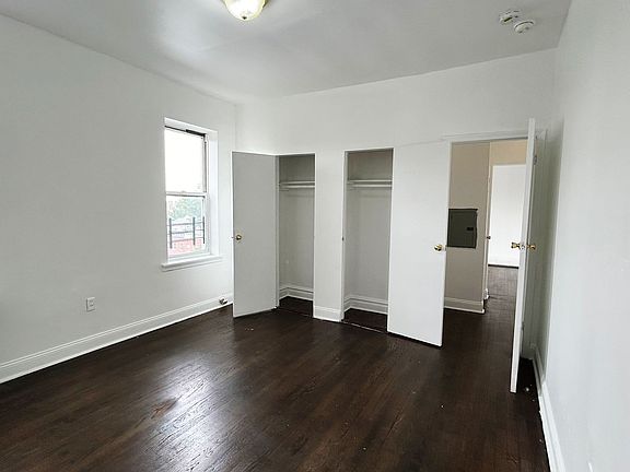 5th image of 37 Kensington Ave #52D
