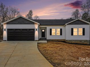 3137 Riber Ln, Claremont, NC 28610