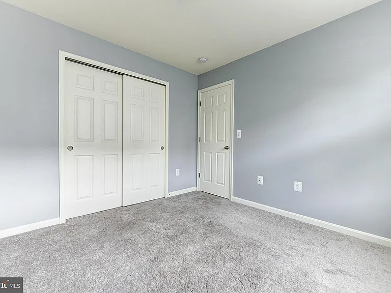 44104 Turf Field Sq — Photo 29
